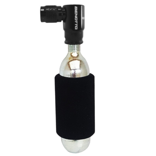 Adaptador para Cartucho de CO2 Negro